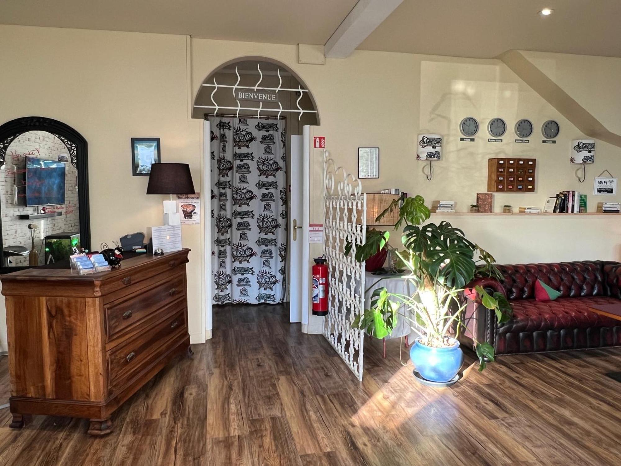 Le Crist'Al, Hotel Familial, Climatise, En Front De Mer Saint-Georges-de-Didonne Exteriér fotografie