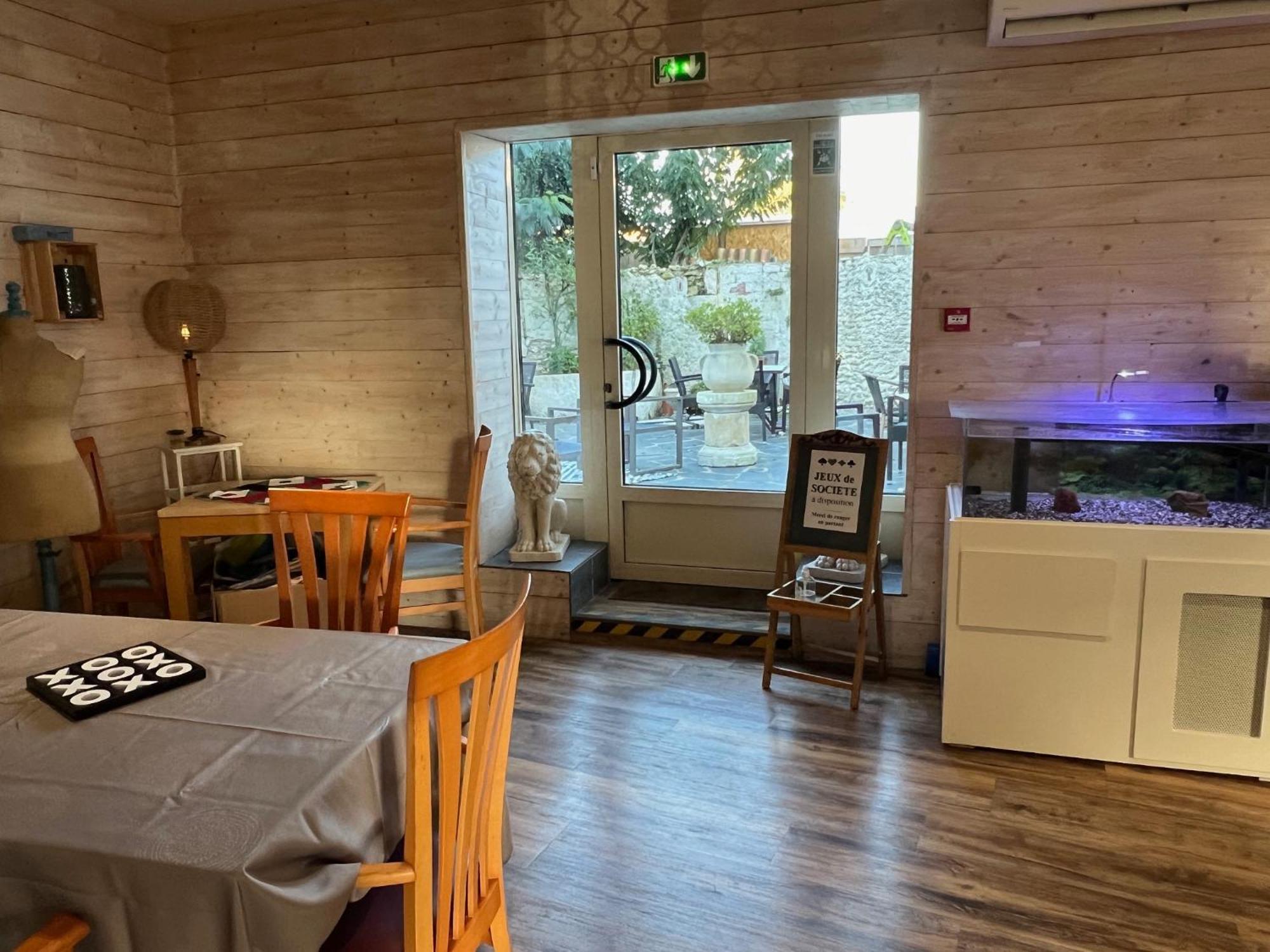 Le Crist'Al, Hotel Familial, Climatise, En Front De Mer Saint-Georges-de-Didonne Exteriér fotografie