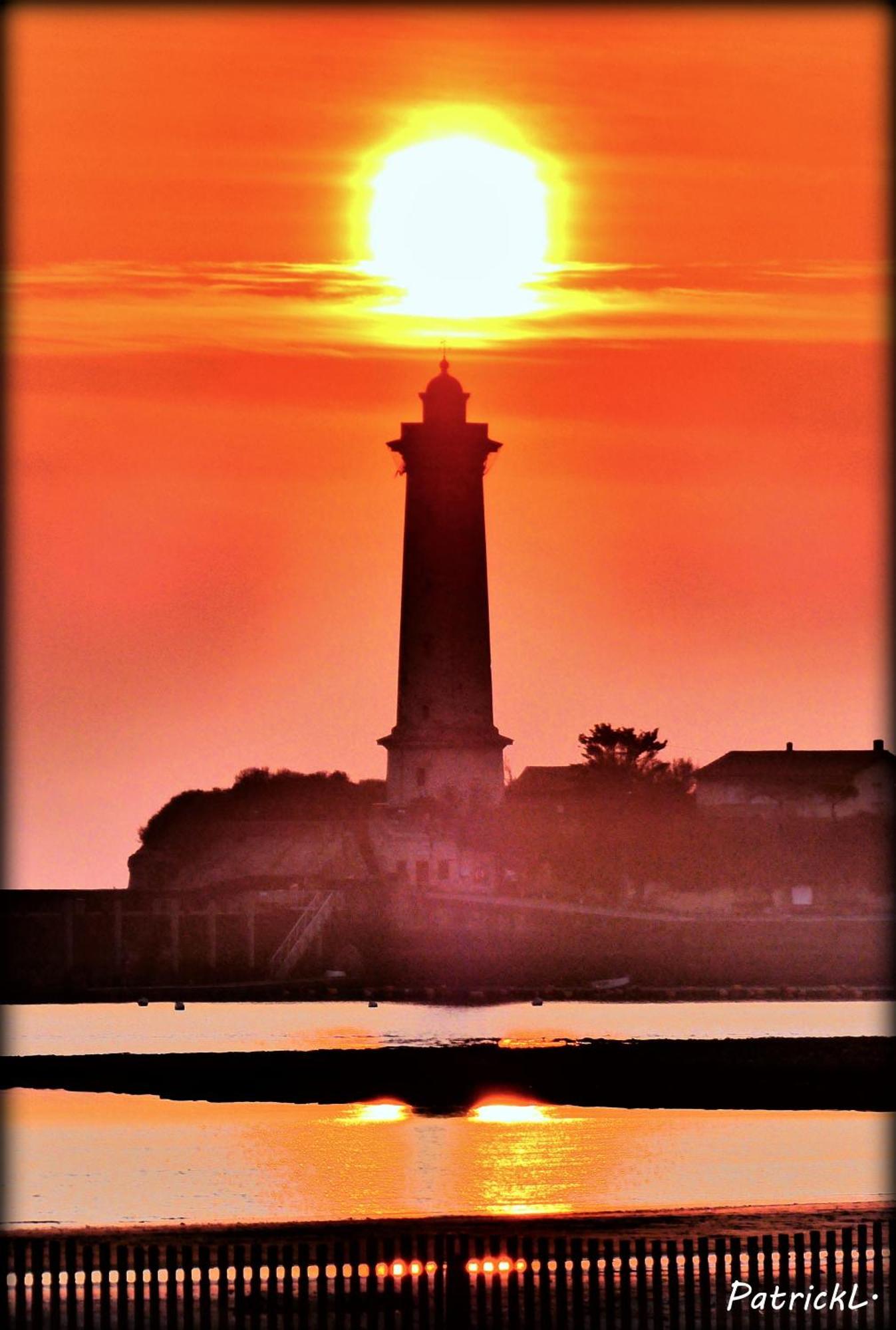 Le Crist'Al, Hotel Familial, Climatise, En Front De Mer Saint-Georges-de-Didonne Exteriér fotografie