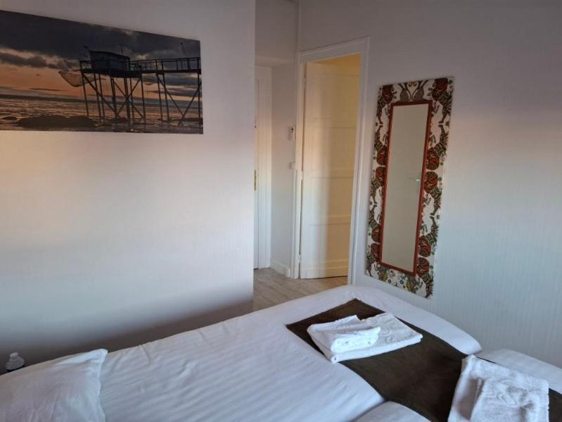 Le Crist'Al, Hotel Familial, Climatise, En Front De Mer Saint-Georges-de-Didonne Pokoj fotografie