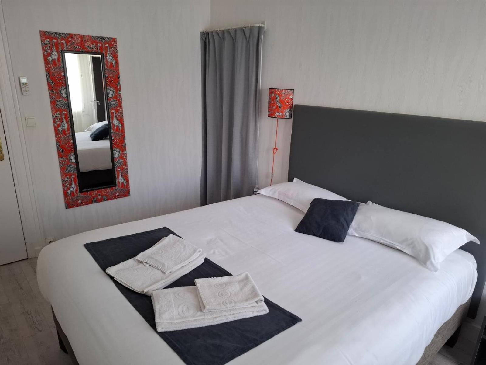 Le Crist'Al, Hotel Familial, Climatise, En Front De Mer Saint-Georges-de-Didonne Pokoj fotografie